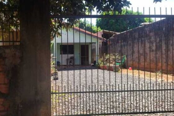 Filha mata mãe a facadas 