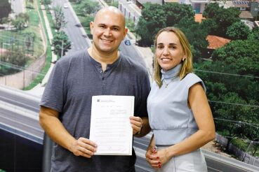 Abilio sanciona lei que fortalece vínculos entre jovens e idosos em Cuiabá