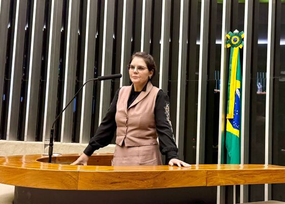 coronel fernanda preto.jpeg