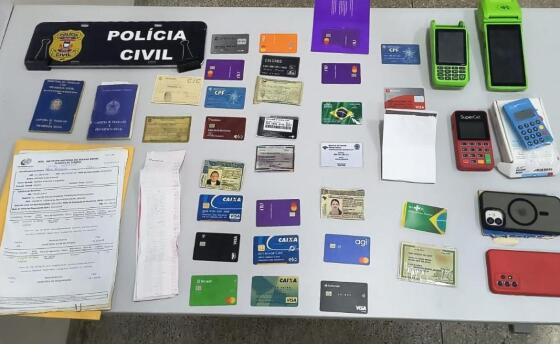 Mulher presa se passava por advogada 