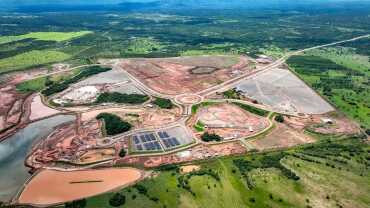 Justiça nega liminar e mantém contratação de empresa chinesa para fornecer painéis de LED ao Parque Novo MT