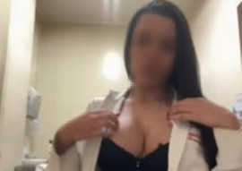 “Dra. Potente”, fisioterapeuta se exibe em lives dentro de hospital