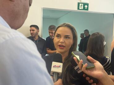Vereadora critica postura e diz que vice-prefeita não está preparada para diálogo 