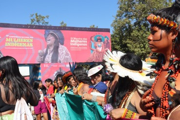 Mais de 400 mulheres indígenas participam de conferência nacional em Brasília
